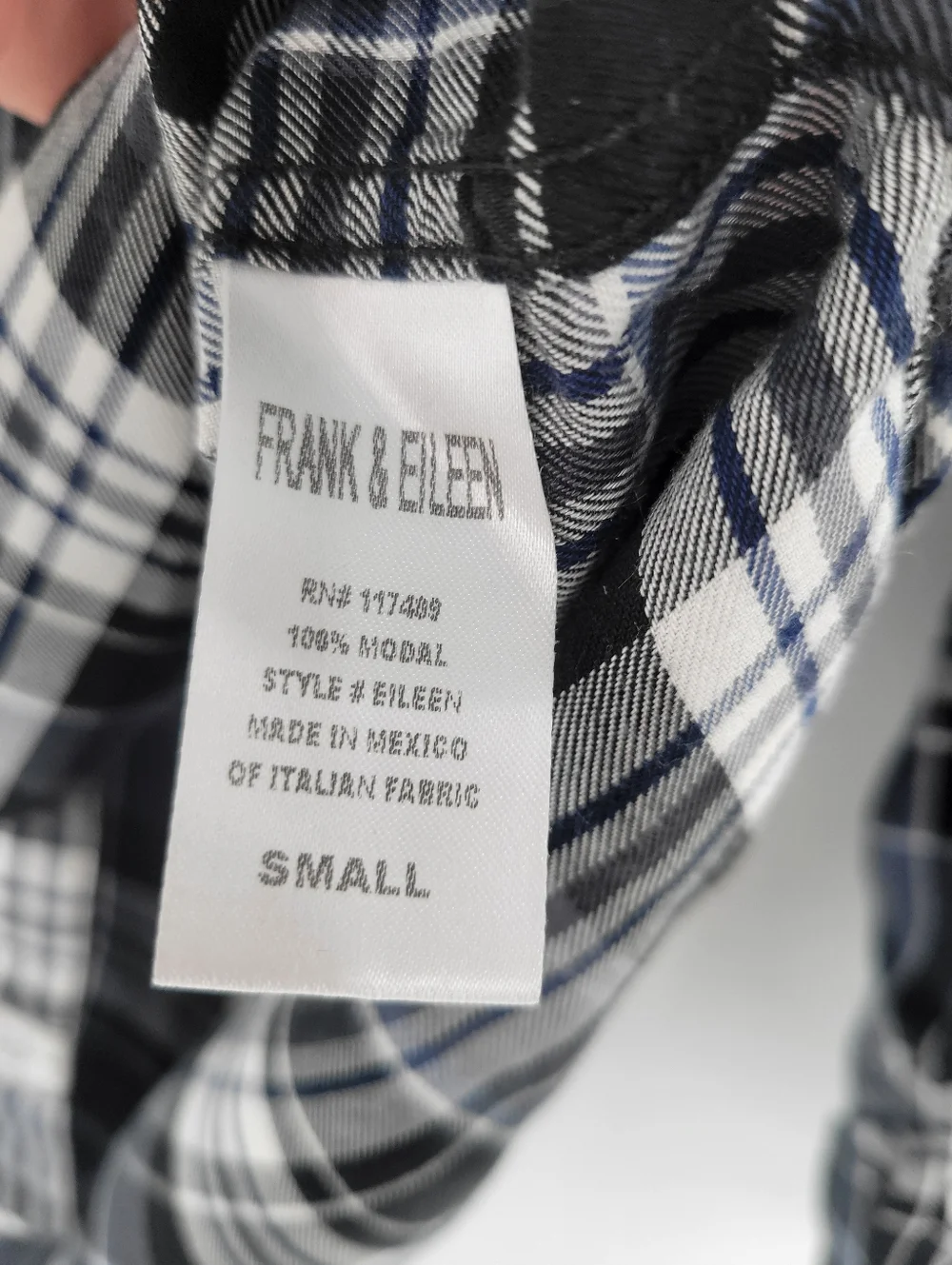 Frank & Eileen Women's Navy Plaid Button-Front Shirt Relaxed Fit Size S - Picture 3 of 6